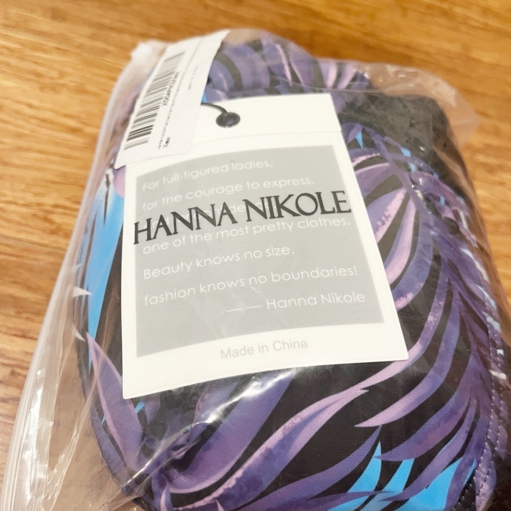 NWT! One Piece Tummy Control Blue Purple Leaf Swimsuit w Black Waist Tie. Sz. 20 - Picture 9 of 13